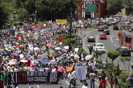 Marcha Anti Peña en Puebla