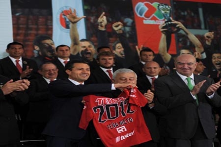 Peña Nieto da su voto de confianza a la Selección Nacional de Futbol
