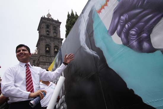 Rivera aumenta deuda de Puebla, llegará casi a 900 mdp