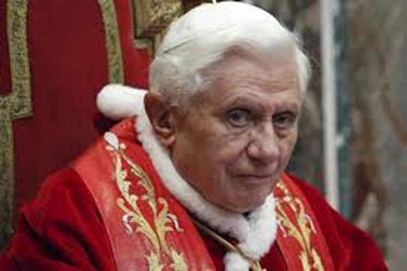 Papa renunció tras conocer escándalos de sexo y corrupción en El Vaticano: La Repubblica