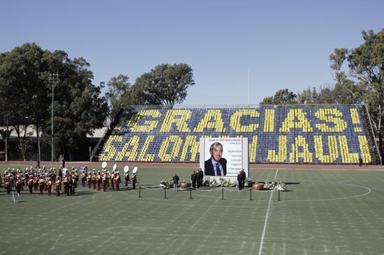Rinden homenaje a Salomón Jauli Dávila en la pista verde del CENHCH