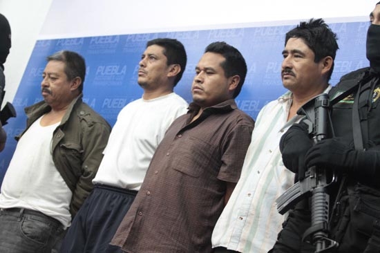 PGJ detiene a banda que robaba camiones de carga; operaba en la autopista México-Puebla