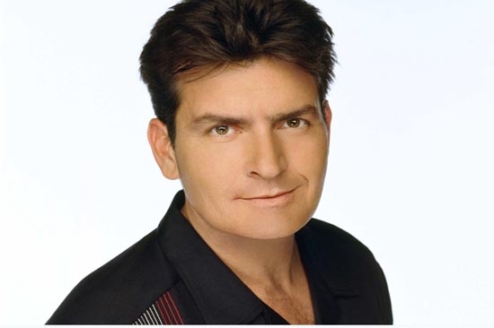 “Two and half men”, Sheen publicará los secretos de la serie
