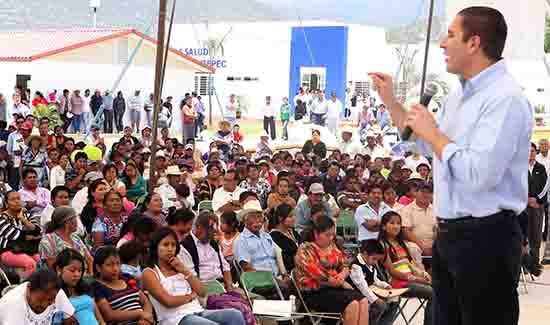 Sierra Negra de Puebla se transforma con obras de alto impacto social: RMV