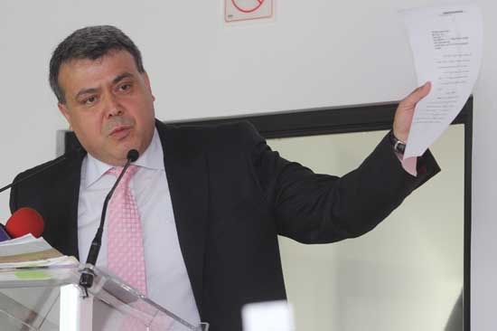 Ex asesor jurídico de Alcalá denunciará por daño moral al regidor Pedro Gutiérrez