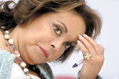 De 31 mil pesos, sueldo mensual de Elba Esther Gordillo: SEP