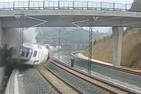 Video: así chocó el tren en España