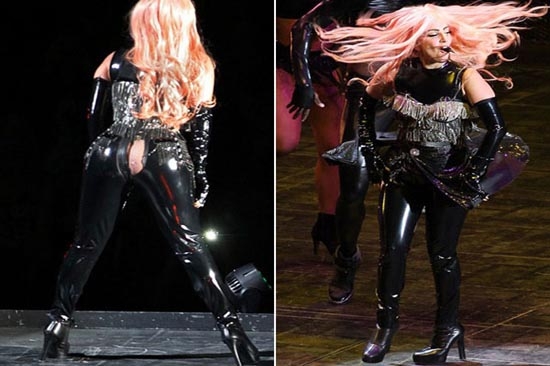 Lady Gaga y su trasero al aire