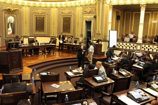 Congreso pide más recursos de PEMEX para zona petrolera de Puebla