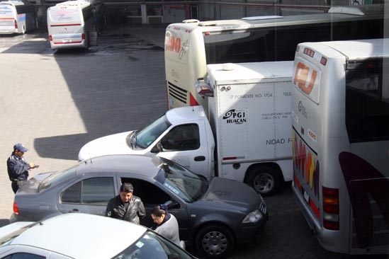 Septuagenario murió a bordo de un camión de pasajeros en la CAPU