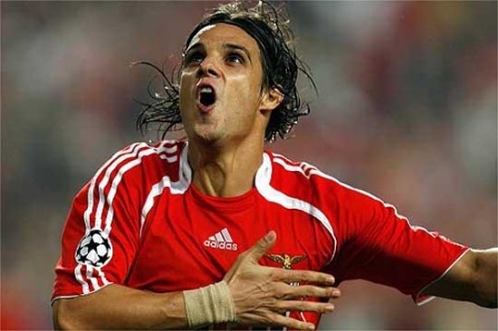 Nuno Gomes podría firmar con La Franja