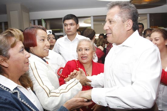 Agüera ofrece crear casas de asistencia para la tercera edad