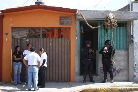 Hombre fue asesinado a balazos en su vivienda de San Felipe Hueyotlipan