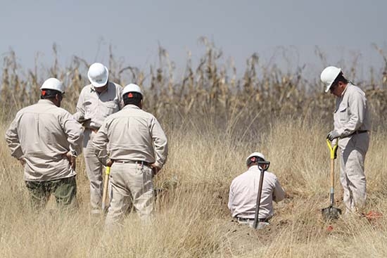 PEMEX controla derrame de gasolina causado por toma clandestina en Acatzingo