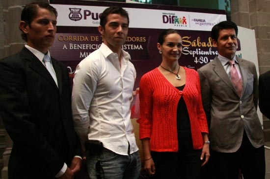 DIF Municipal anuncia corrida de toros en pro de dignificar desayunadores escolares