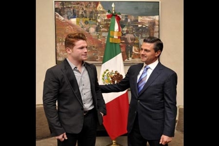 Peña Nieto recibió al Canelo Álvarez en Los Pinos