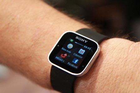 SmartWatch, el nuevo reloj-teléfono
