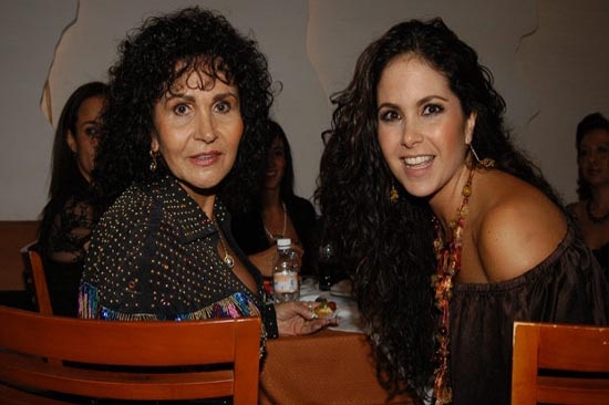 Mamá de Lucero padece cáncer