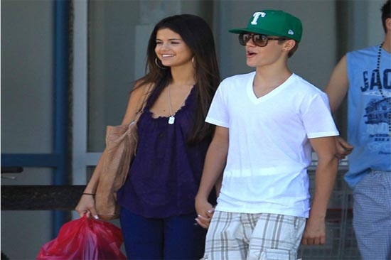 Justin Bibier presentó a Selena Gomez con su familia