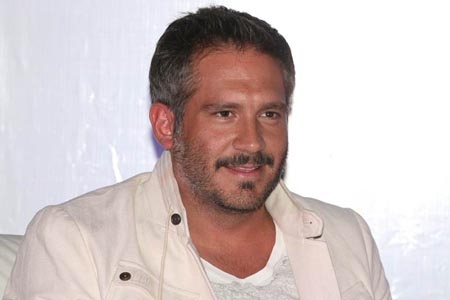 Arath de la Torre causó polémica en Twitter por utilizar la palabra naco