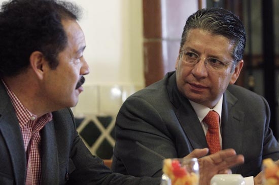 Doger critica método de elección del coordinador de diputados locales del PRI