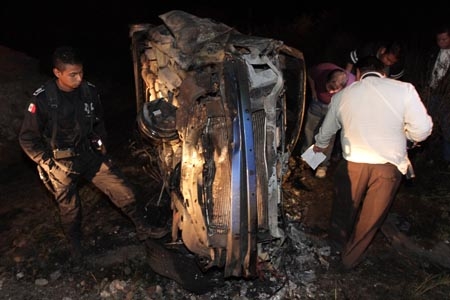 Mueren cuatro personas calcinadas en la carretera federal a Oriental