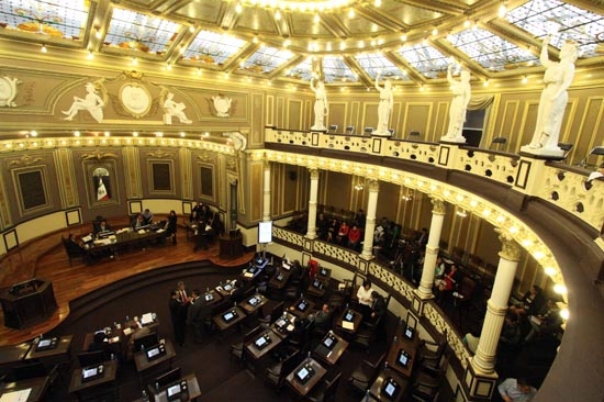 Laicos contra reforma derechista de Espina