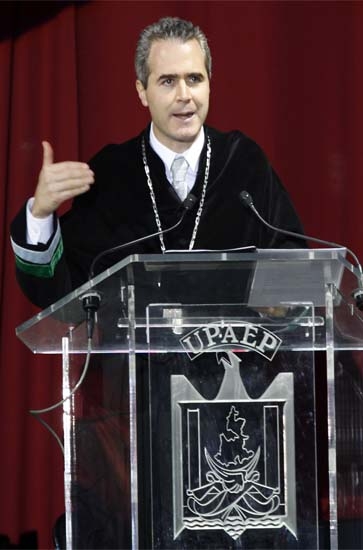 El rector Emilio J. Baños Ardavín