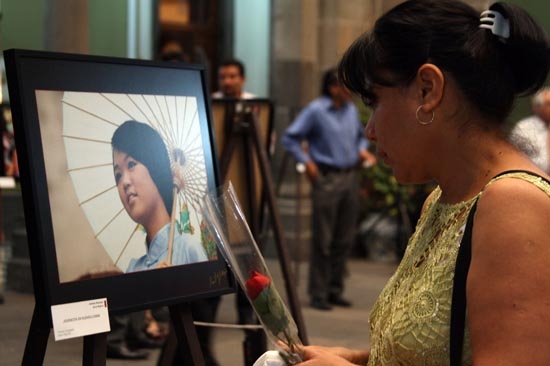 Exposición fotográfica sobre mujeres en el Palacio Municipal de Puebla