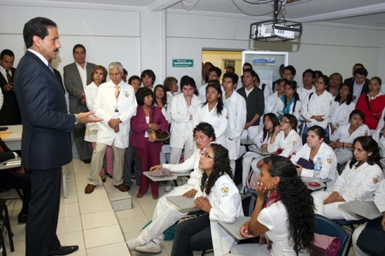Rector de la BUAP inaugura unidades de promoción a la salud