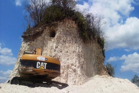 Pirámide Maya fue destruida en Belice