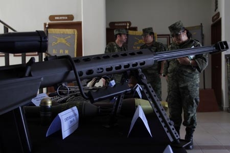 XXV Zona Militar organizó demostración de armas y vehículos de blindaje