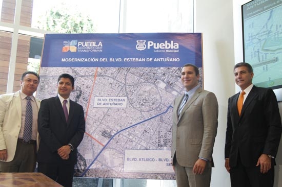 Moreno Valle y Rivera inician modernización del Estevan de Antuñano