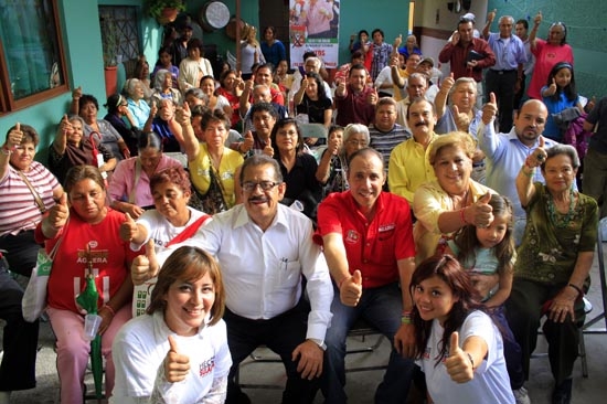Héctor Sulaimán recibe el apoyo de la estructura del PRI en el distrito 14
