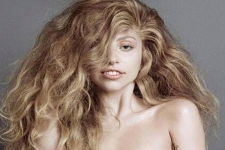 Lady Gaga aparece desnuda en redes sociales