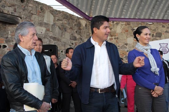 Rescatan espacios públicos en La Resurrección y Xonacatepec