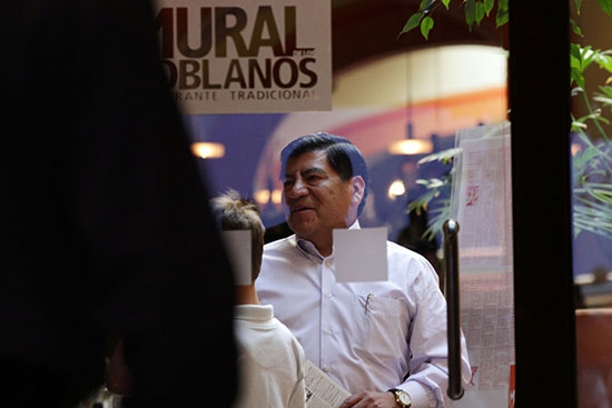 IFE no retirará spots de Puebla Unida que destacan vínculo de Agüera con Mario Marín