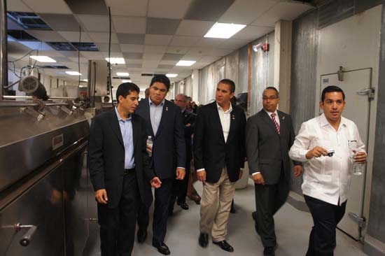 Rafael Moreno Valle recibió las llaves de Passaic, Nueva Jersey