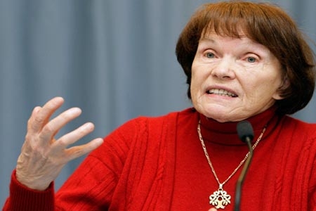 Muere Danielle Mitterrand