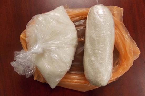 PEP asegura a dos sujetos con droga cristal en San Pedro Cholula