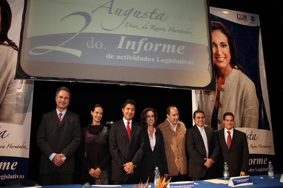 Augusta Díaz de Rivera convierte su informe en destape al Senado