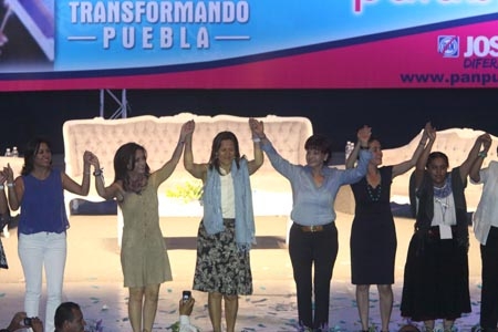Margarita Zavala hace campaña en Puebla: México listo para tener presidenta