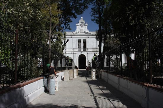 TV Azteca en fideicomiso para operar La Constancia Mexicana