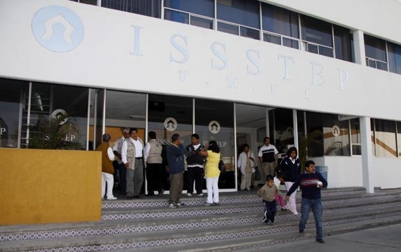 La negra historia del ISSSTEP