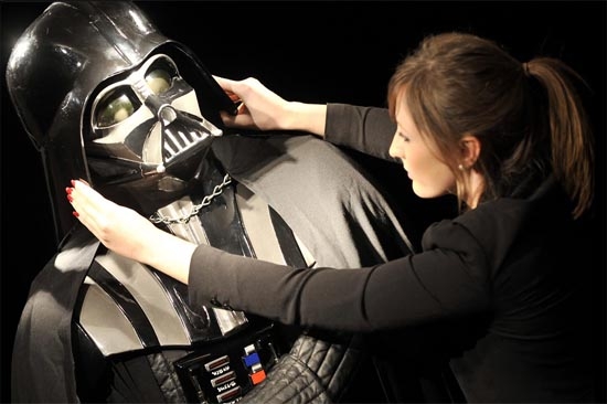 Darth Vader, ponen a la venta traje de Starwars