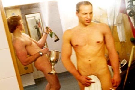 Guillermo y Harry, sus dobles se desnudan