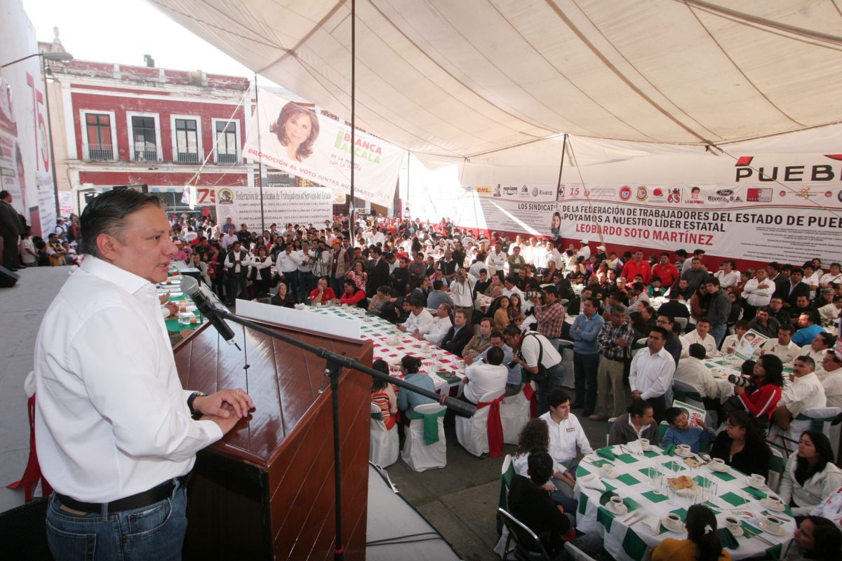 PRI convierte en mitin conmemoración por el Día del Trabajo