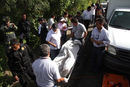 Hallan mujer muerta y embolsada en una barranca de Covadonga