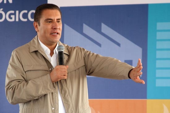 Moreno Valle justifica deuda: son como tarjetas de crédito