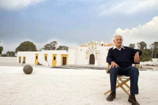 SEP Estatal lamenta el deceso del escritor mexicano Carlos Fuentes